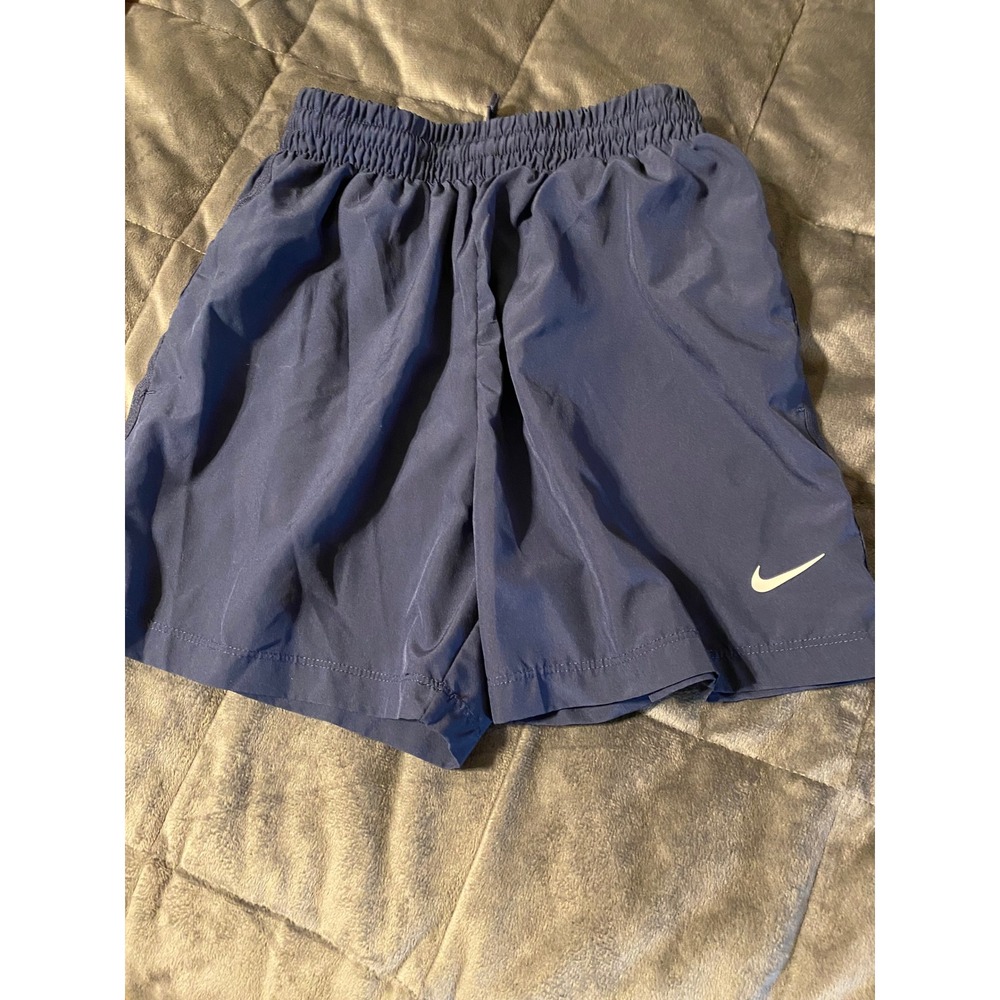 Nike Dri-FIT Kids Navy Blue Athletic Shorts Size M Move to Zero Pockets 0694